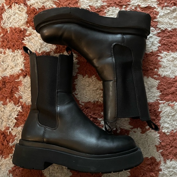 H&M Chunky Boots - Picture 1 of 4